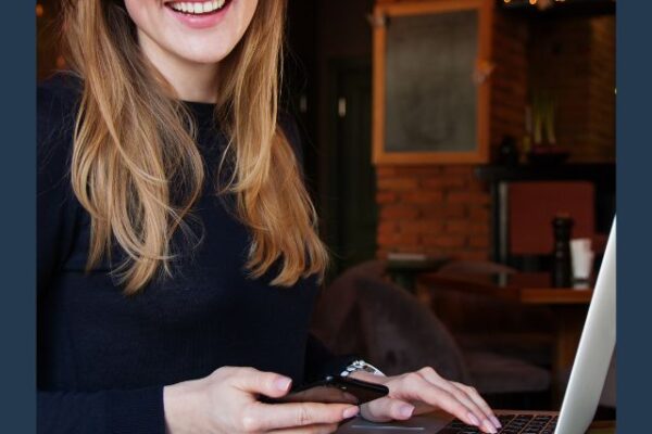 a lady with smiling face